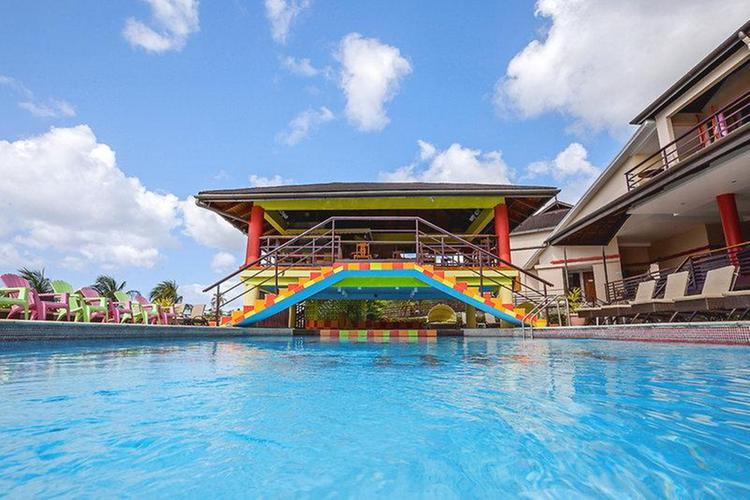 Zájezd Grafton Beach Resort *** - Trinidad a Tobago / Black Rock - Bazén