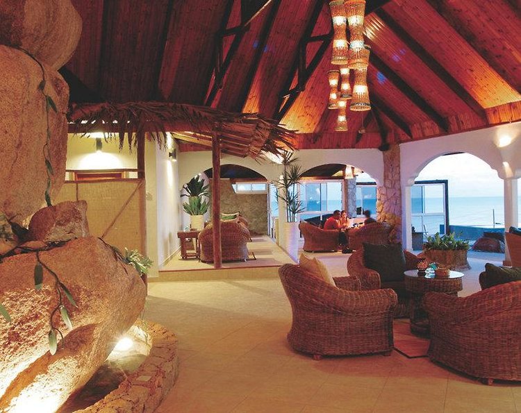 Zájezd Black Parrot Suites **** - Seychely / ostrov Praslin - Restaurace