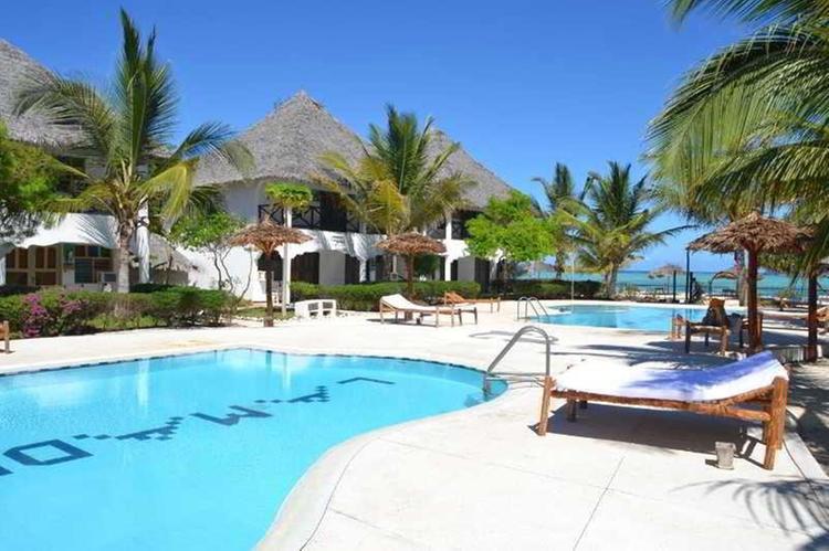 Zájezd La Madrugada Beach Hotel & Resort **** - Zanzibar / Makunduchi - Bazén