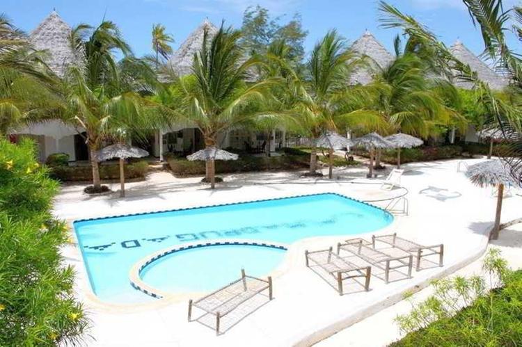 Zájezd La Madrugada Beach Hotel & Resort **** - Zanzibar / Makunduchi - Bazén