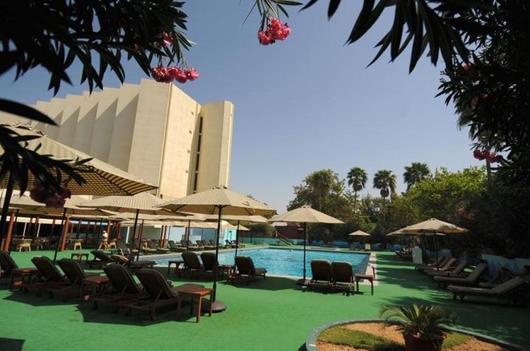 Zájezd Bin Majid Beach Hotel **** - Ras Al Khaimah / Ras Al Khaimah - Bazén