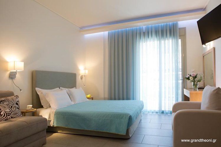 Zájezd Grand Theoni Hotel Suites and Spa **** - Lefkáda / Vassiliki - Dobrodružství