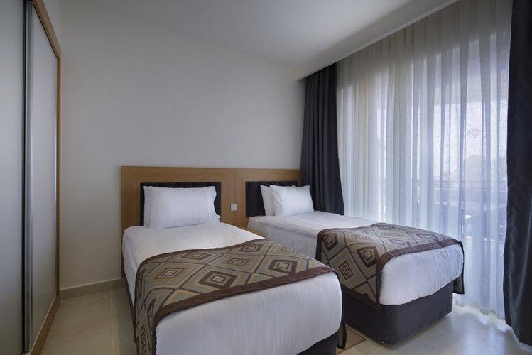 Zájezd Ramada Hotel & Suites ***** - Egejská riviéra - od Gümüldüru po Kusadasi / Kusadasi - Příklad ubytování
