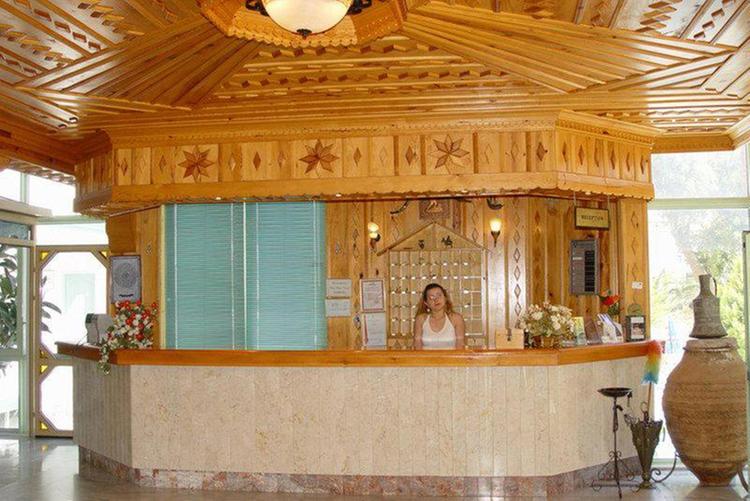 Zájezd Club Karakas Apart Hotel **** - Egejská riviéra - od Hisarönü po Seferihisar / Marmaris - Vstup