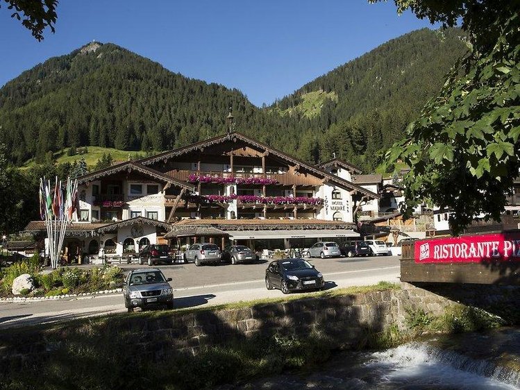 Zájezd Sport Hotel Majare **** - Jižní Tyrolsko - Dolomity / Pozza di Fassa - Záběry místa