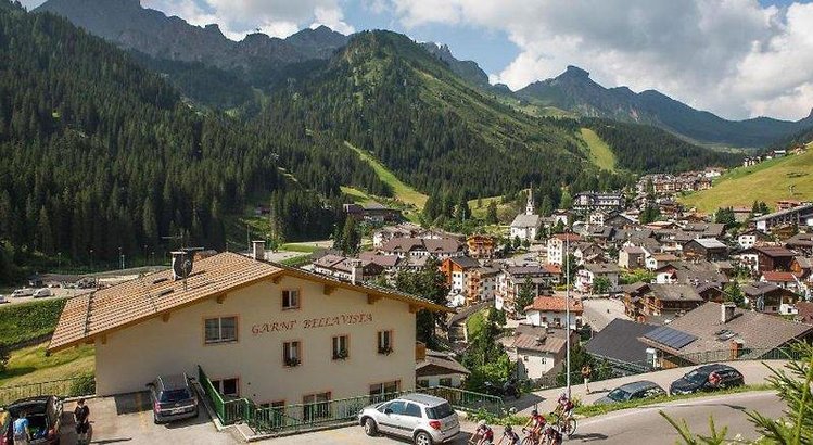 Zájezd Bellavista ohne Transfer *** - Jižní Tyrolsko - Dolomity / Arabba - Záběry místa