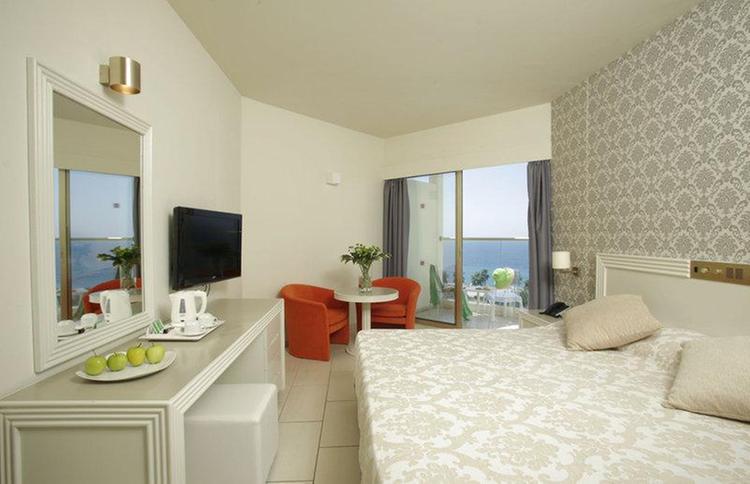Zájezd Leonardo Laura Beach & Splash Resort **** - Kypr / Paphos - Příklad ubytování