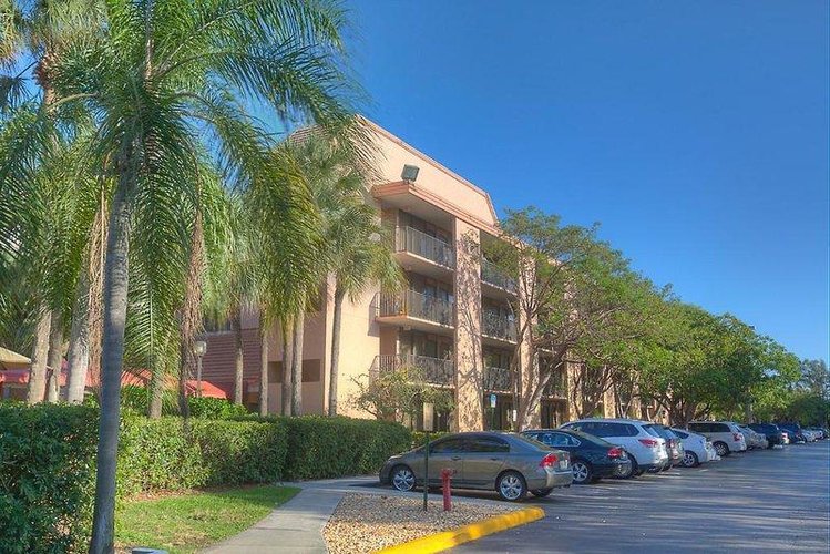 Zájezd Quality Inn & Suites Fort Lauderdale Airport/Cruise Port ** - Florida - Miami / Hollywood - Záběry místa