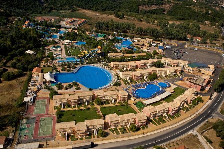 Zájezd Aqualand Resort **** - Korfu / Agios Ioannis Peristeron - Letecký snímek
