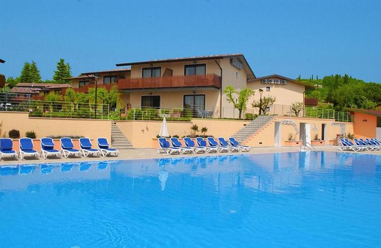 Zájezd Residence Onda Blu *** - Lago di Garda a Lugáno / Manerba del Garda - Bazén