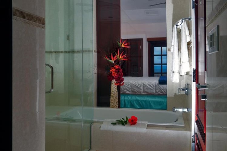 Zájezd Clear View Suites & Villa *** - Bermudy / Hamilton - Koupelna