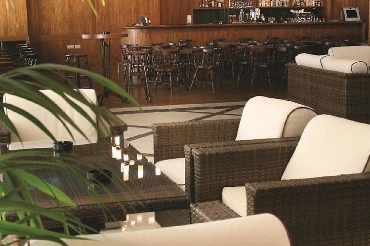 Zájezd Adams Beach Hotel & Deluxe Wing ***** - Kypr / Ayia Napa - Bar