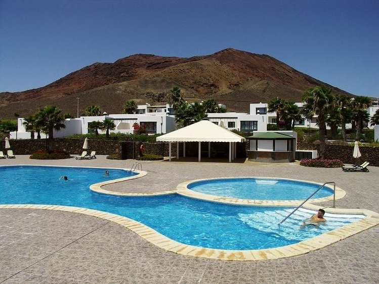Zájezd Palmeras Garden *** - Lanzarote / Playa Blanca - Bazén