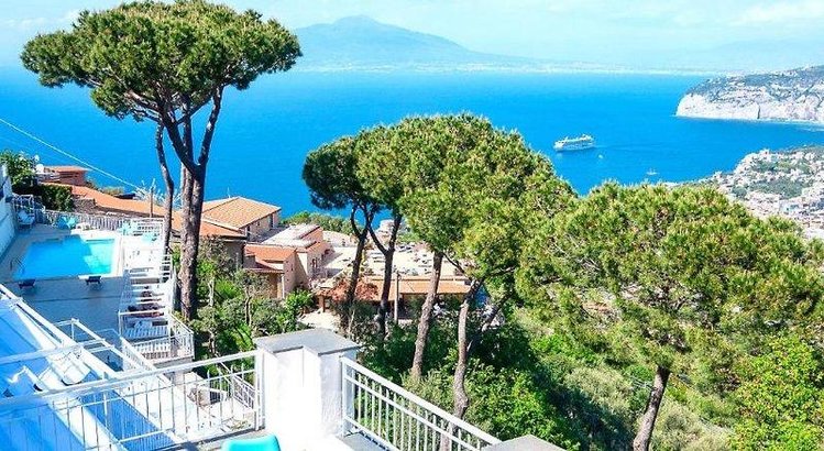Zájezd Le Terrazze Hotel Residence *** - pobřeží Amalfi - Neapolský záliv / Sorrent - Záběry místa