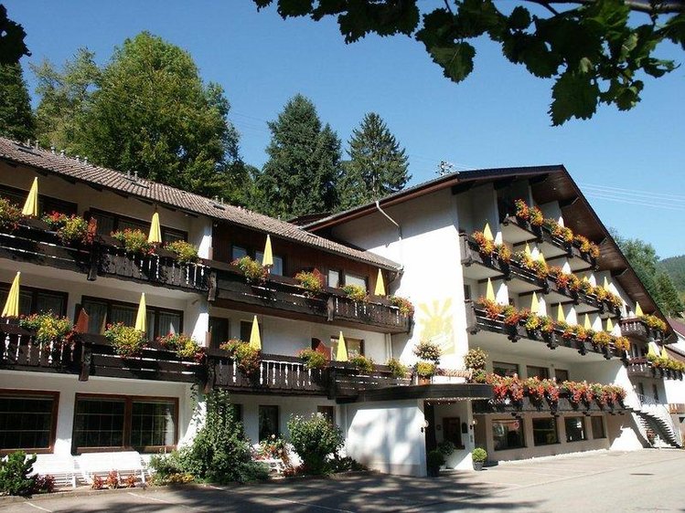 Zájezd Flair Hotel Sonnenhof *** - Stuttgart / Baiersbronn - Záběry místa