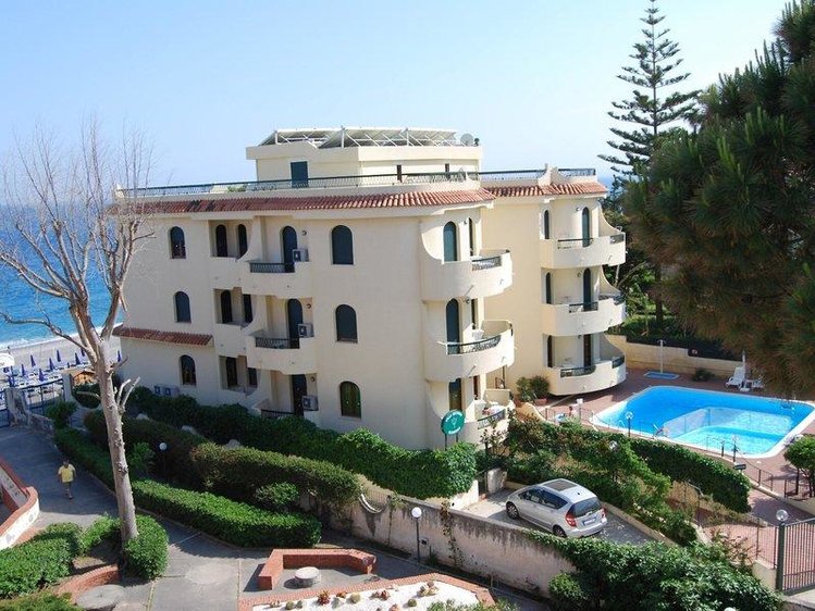 Zájezd Villa Nettuno Residence *** - Sicílie - Liparské ostrovy / Giardini-Naxos - Záběry místa
