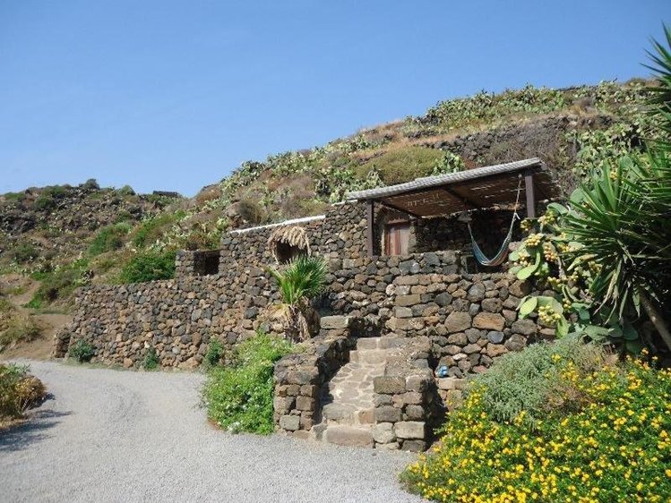 Zájezd Agriturismo Zibibbodoro **** - Sicílie - Liparské ostrovy / Pantelleria - Záběry místa