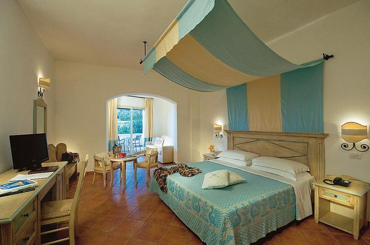 Zájezd Colonna Grand Hotel Capo Testa ***** - Sardinie / Santa Teresa Gallura - Příklad ubytování