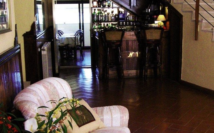 Zájezd Villa Fiorita Hotel *** - pobřeží Amalfi - Neapolský záliv / Sorrent - Bar