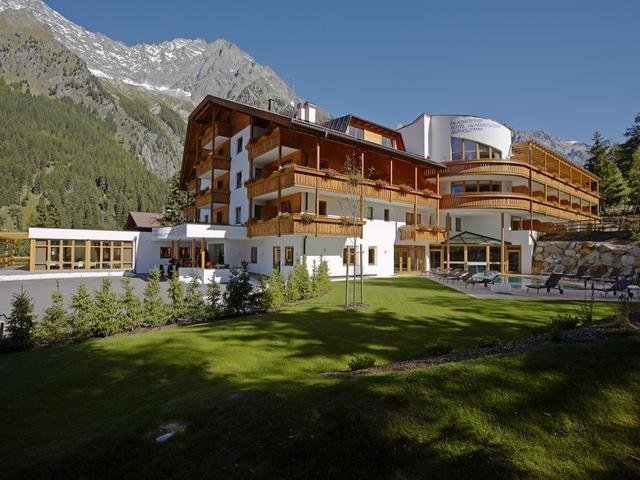 Zájezd Appartements Ponza Roulette **** - Jižní Tyrolsko - Dolomity / Vals - Záběry místa