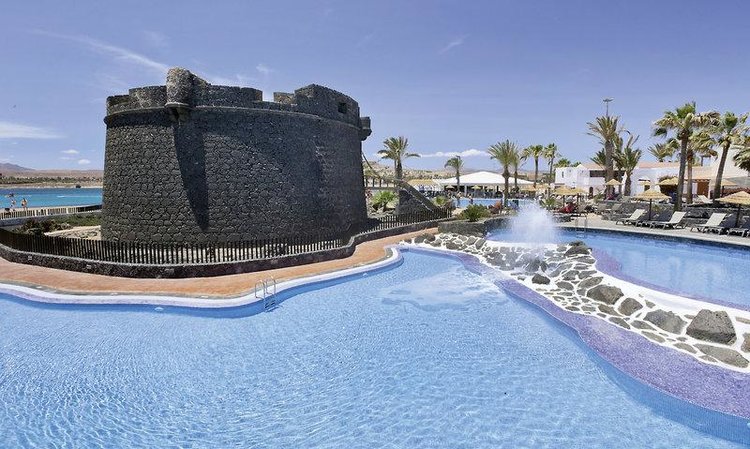 Zájezd Barceló Castillo Beach Resort **** - Fuerteventura / Caleta de Fuste - Bazén