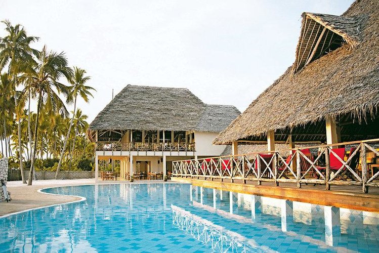 Zájezd Neptune Pwani Beach Resort & Spa ***** - Zanzibar / Pwani Mchangani - Bazén