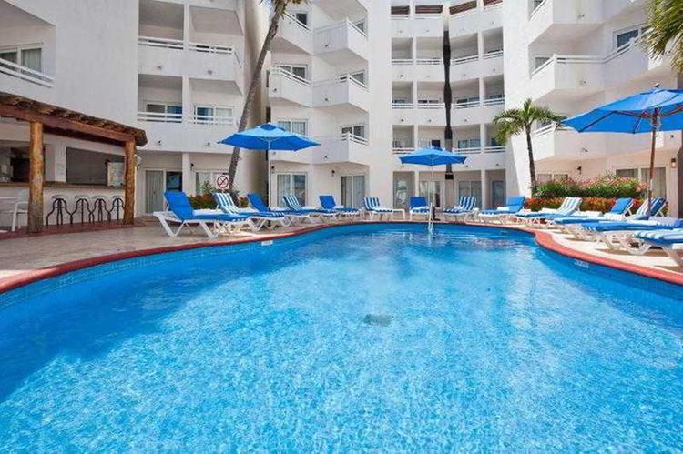 Zájezd Holiday Inn Cancun Arenas *** - Yucatan / Cancún - Bazén
