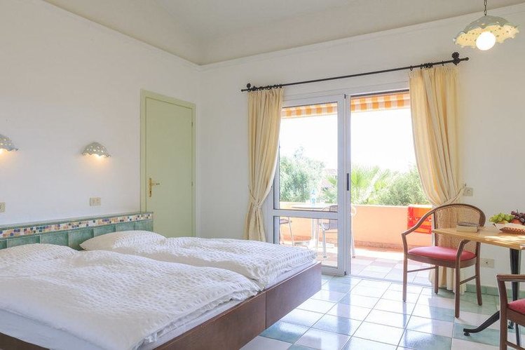 Zájezd Tirreno Resort **** - Sardinie / Orosei - Příklad ubytování