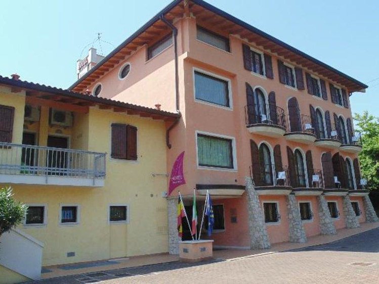 Zájezd Residence Donna Silvia **** - Lago di Garda a Lugáno / Manerba del Garda - Záběry místa