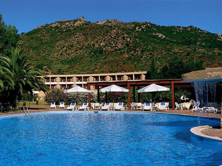 Zájezd Is Molas Resort **** - Sardinie / Santa Margherita di Pula - Bazén
