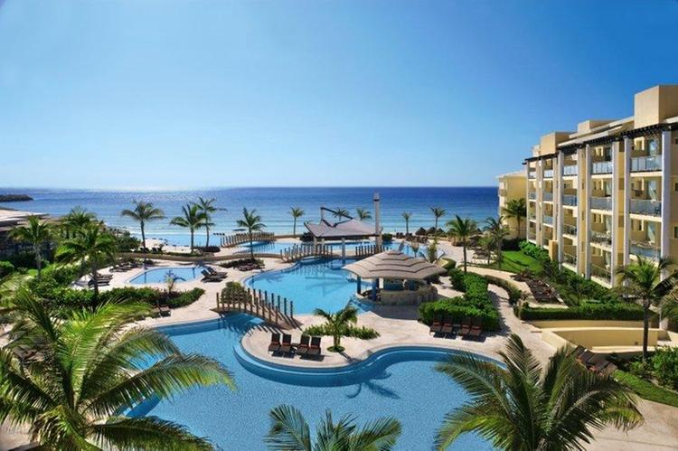 Zájezd Now Jade Riviera Cancun ***** - Yucatan / Puerto Morelos - Bazén