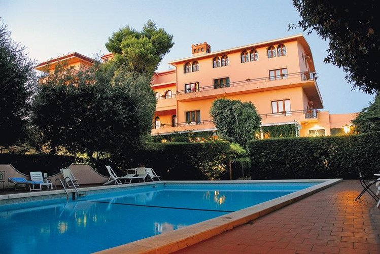 Zájezd Park Hotel San Michele **** - Apulie / Martina Franca - Bazén