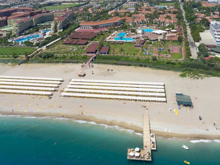 Zájezd Club Hotel Turan Prince World Select Villa ***** - Turecká riviéra - od Side po Alanyi / Manavgat - Pláž