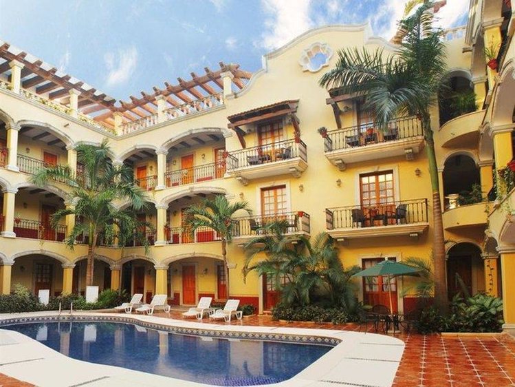 Zájezd Hacienda Real del Caribe **** - Yucatan / Playa del Carmen - Bazén