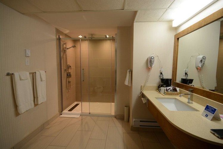 Zájezd Comfort Inn **+ - Quebec / Mont-Laurier - Koupelna