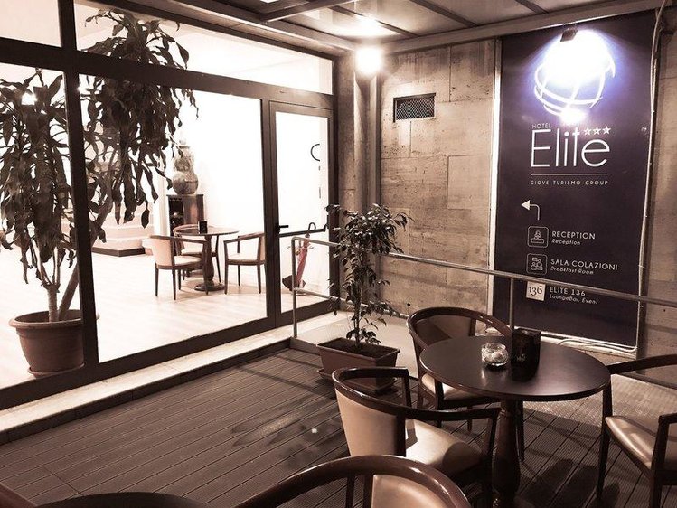 Zájezd Elite *** - Sicílie - Liparské ostrovy / Palermo - Konferenční místnost