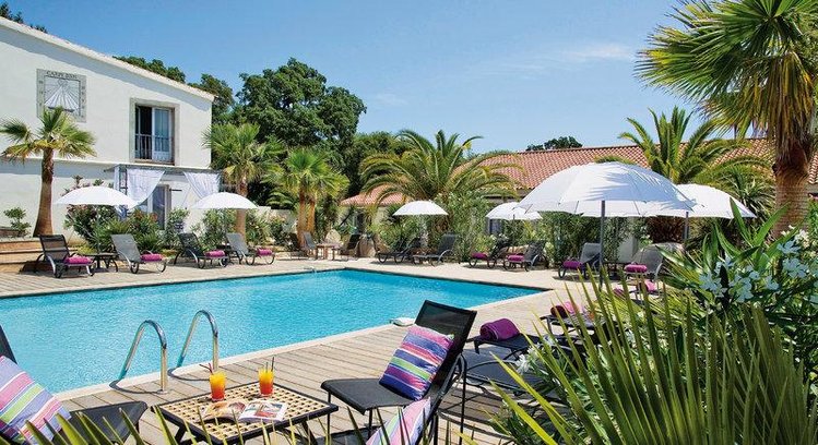 Zájezd Golfe Hotel ***+ - Korsika / Porto-Vecchio - Bazén