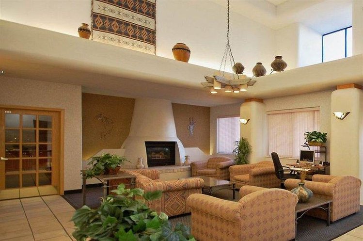 Zájezd Comfort Suites Old Town ** - Arizona - Phoenix / Scottsdale (Arizona) - Vstup