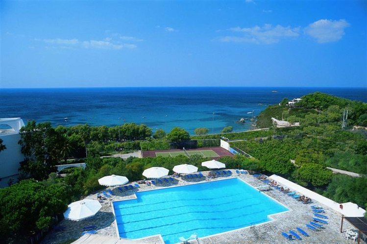 Zájezd Eden Beach Resort **** - Attika - Athény a okolí / Anavissos - Bazén