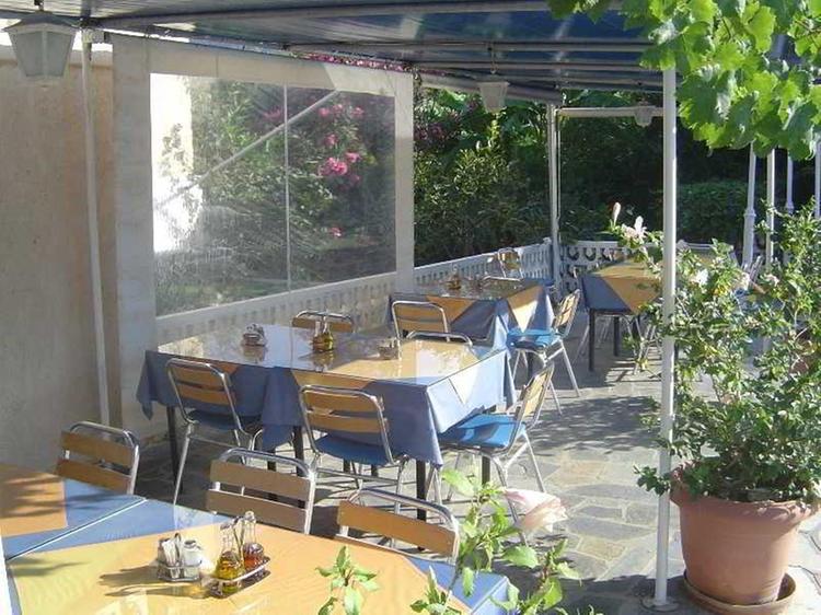 Zájezd Paradise Hotel *** - Samos / Vathy - Restaurace