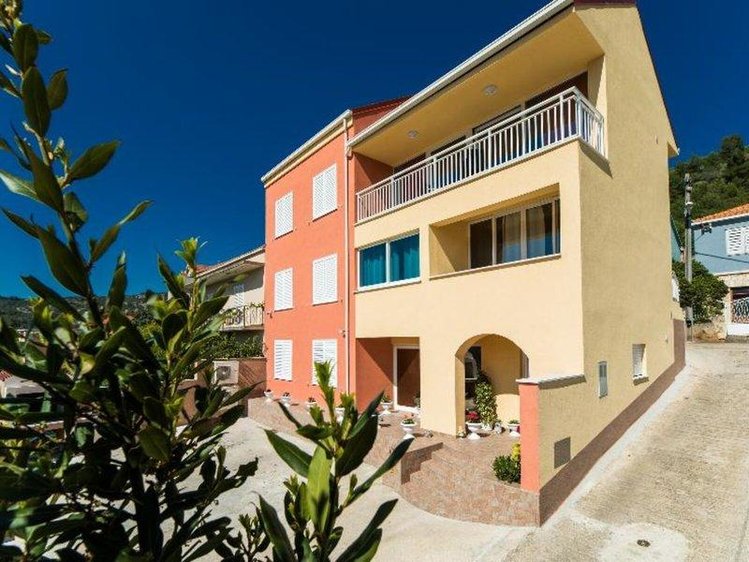 Zájezd Apartments Sunshine Home *** - Jižní Dalmácie a jiné ostrovy / Vela Luka - Záběry místa