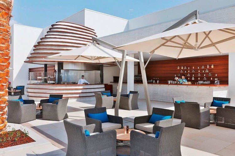 Zájezd Hilton Abu Dhabi Yas Island ***** - S.A.E. - Abú Dhabí / Yas Island - Bar
