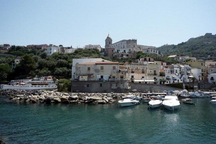 Zájezd Piccolo Paradiso *** - pobřeží Amalfi - Neapolský záliv / Massa Lubrense - Záběry místa
