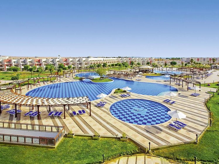 Zájezd SUNRISE Grand Select Crystal Bay Resort ***** - Hurghada / Hurghada - Bazén