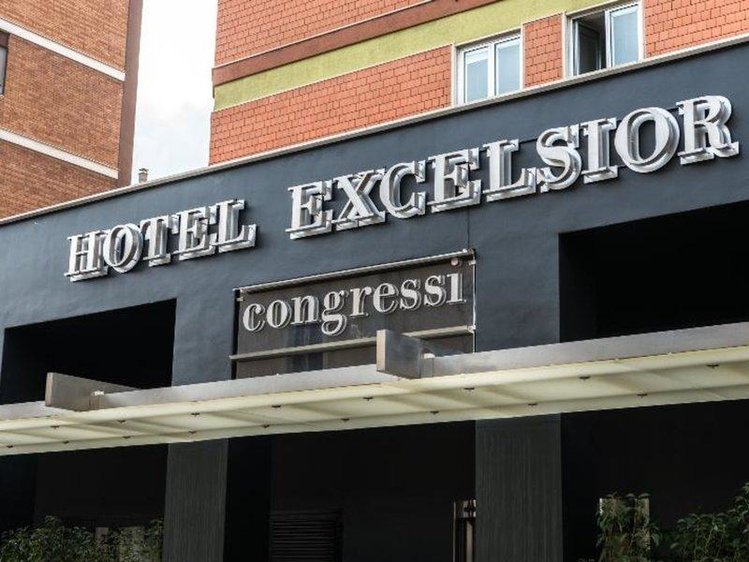 Zájezd Excelsior **** - Apulie / Bari - Záběry místa