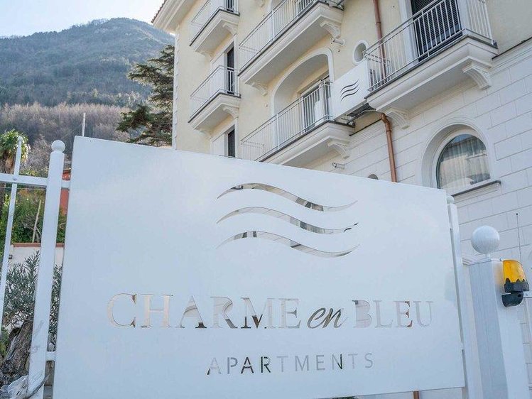 Zájezd Charme En Bleu * - pobřeží Amalfi - Neapolský záliv / Castellammare di Stabia - Záběry místa