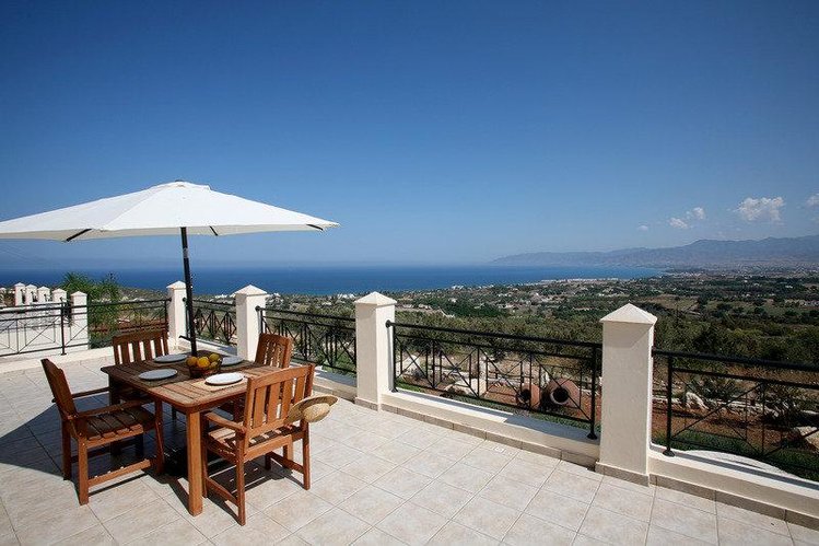Zájezd Z & X Holiday Villas **** - Kypr / Paphos - Terasa