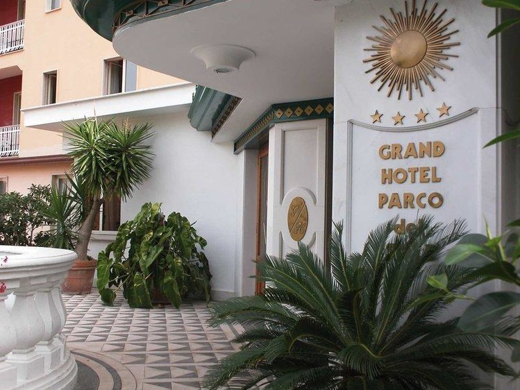 Zájezd Grand Hotel Parco del Sole **** - pobřeží Amalfi - Neapolský záliv / Sorrent - Terasa
