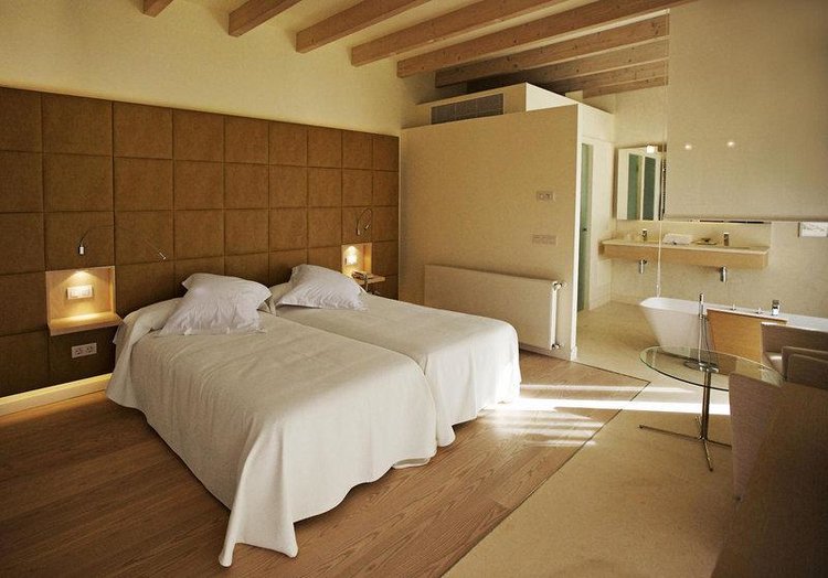 Zájezd Landhotel Can Bonico **** - Mallorca / Ses Salines - Příklad ubytování
