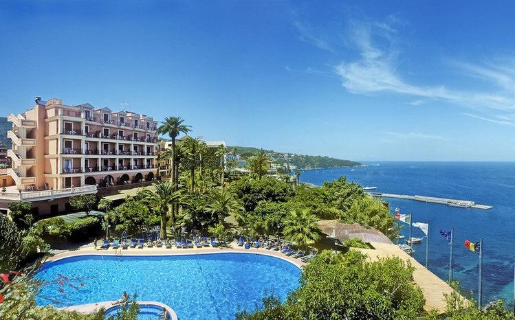 Zájezd Grand Hotel Royal ***** - pobřeží Amalfi - Neapolský záliv / Sorrent - Bazén